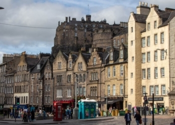 Ταξίδι στο Εδιμβούργο: 4 μέρες (ΠΣΚ) από 243€ (αεροπορικά και διαμονή)