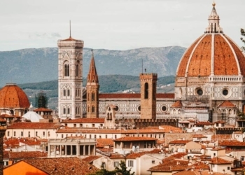 Ταξίδι στη Φλωρεντία-Μπολόνια: 5 μέρες (ΠΣΚ) από 212€ (μεταφορικά και διαμονή)